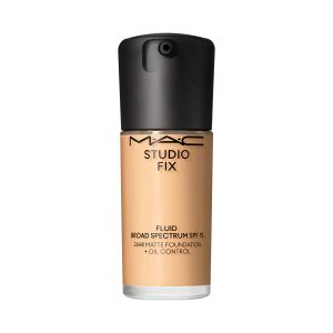 Fondotinta long lasting e waterproof  di Mac